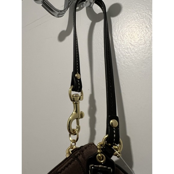 Coach Corner Zip Wristlet in Signature Canvas w/ Stripe in Walnut/Black NWT $58 - Picture 4 of 8
